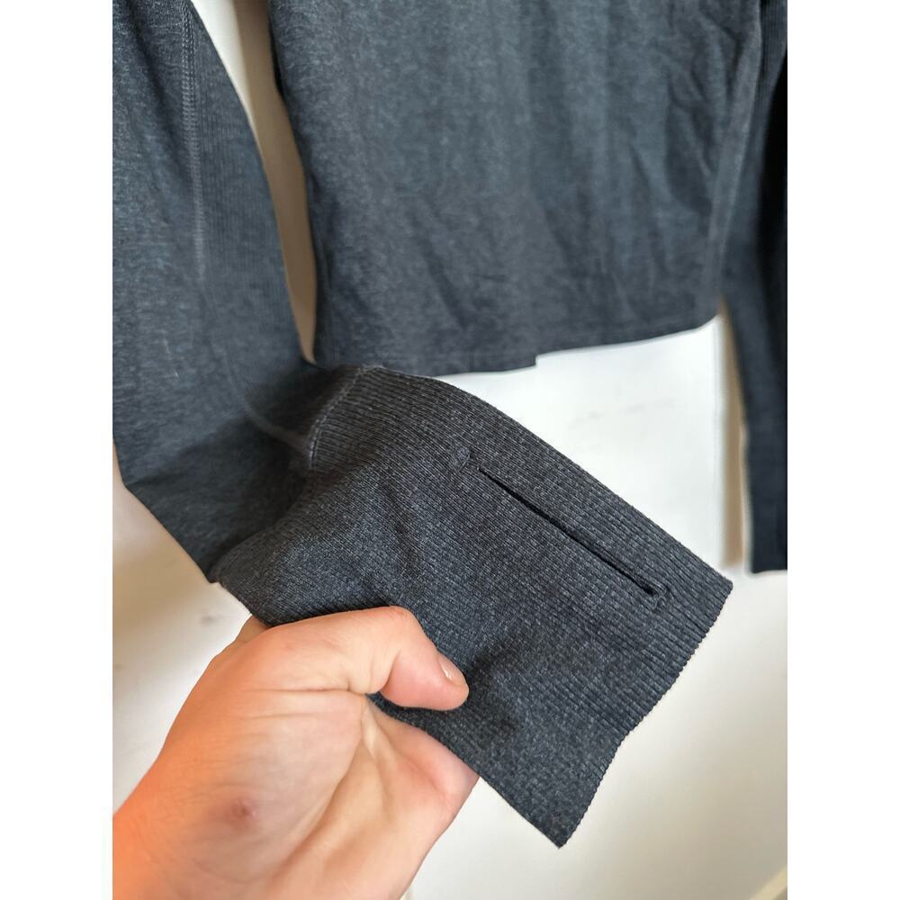 Womens Medium Old Navy CozeCore Go-Dry Long-Sleeve Cropped Gray Top - Picture 7 of 9